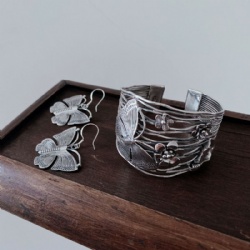 925 sterling silver bracelet earrings Butterfly lotus plum flower bracelet design hollow relief water ripple plain surface imitation of ancient classic to do old design